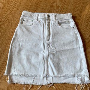 Wilfred Free White Denim Skirt